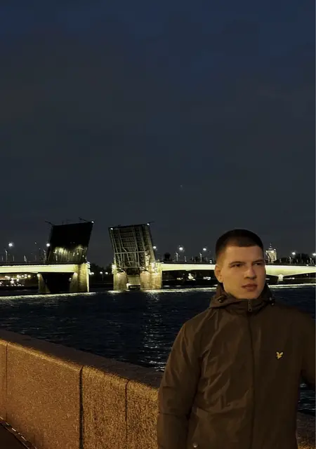 Артем из Вены, мне 21, познакомлюсь для общения