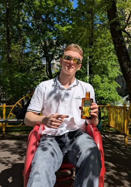 Soy Misha, 18 años, conociéndome para lío de una noche en Zaragoza