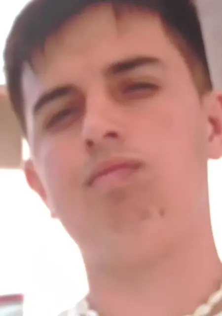 Soy Joan, 18 años, conociéndome para relación sin ataduras en Orihuela