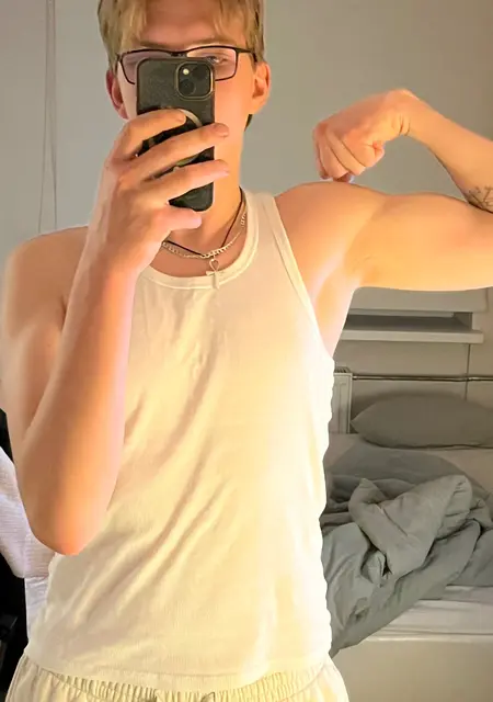 Nikita из Таллина, ищу на сайте приятное времяпровождение