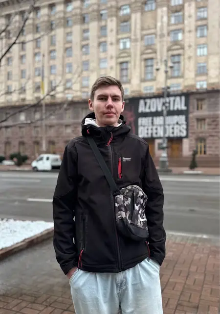 Николай з Кропивницького, мені 20 років, познайомлюсь для спілкування