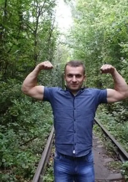 Я Vitya, 36 років, знайомлюсь на одну ніч у Рівному