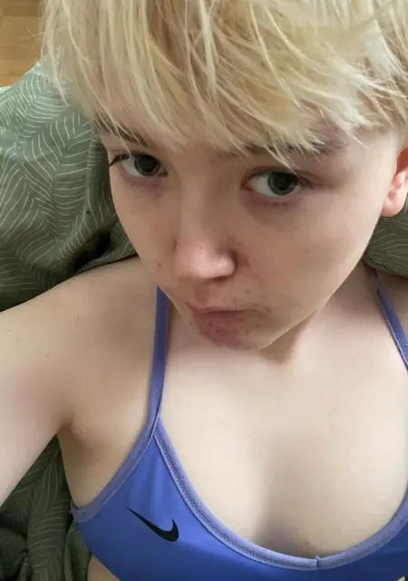 Нася из Таллина, ищу на сайте знакомства без обязательств