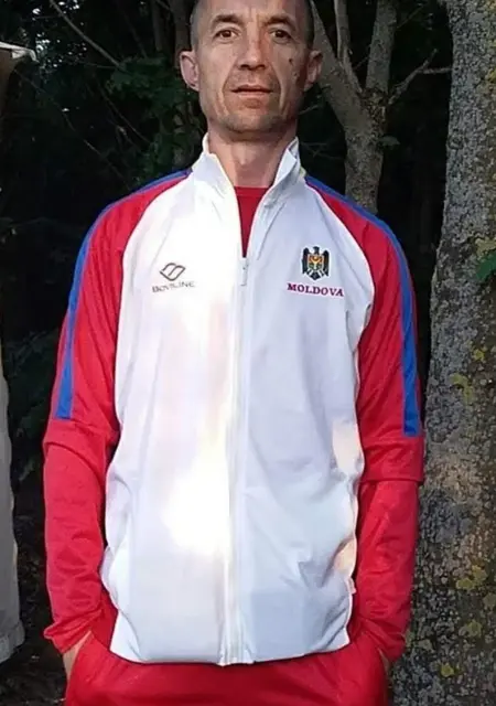 Виталий из Кишинёва, ищу на сайте знакомства на одну ночь