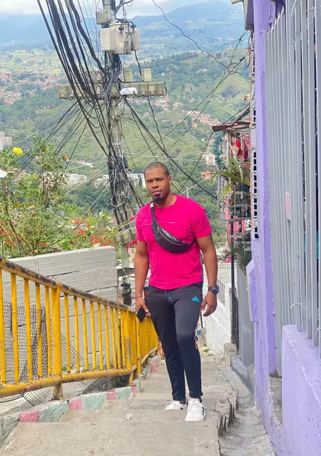 Я Moderated, 39, знакомлюсь на одну ночь в Санто-доминго Эсте