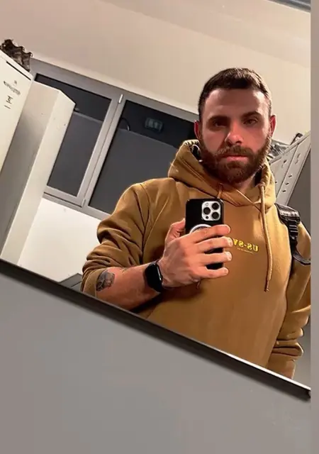 Daxter из Фолиньо, мне 25, познакомлюсь для дружбы