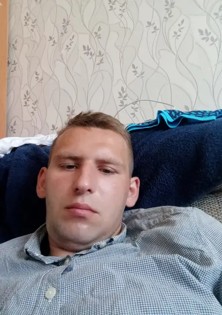 Сергей из Старых Дорог, ищу на сайте постоянные отношения