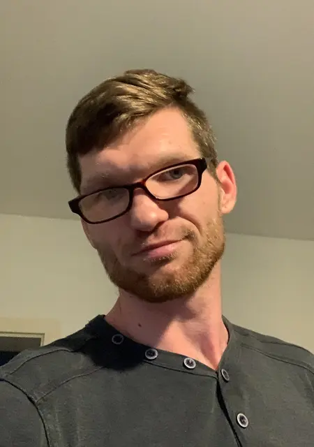 Vossy из Хамм, мне 30, познакомлюсь для дружбы