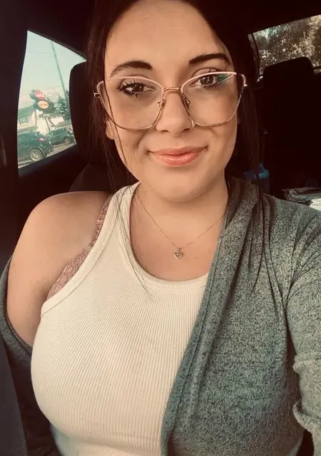 Corinne из Нанта, мне 36, познакомлюсь для дружбы