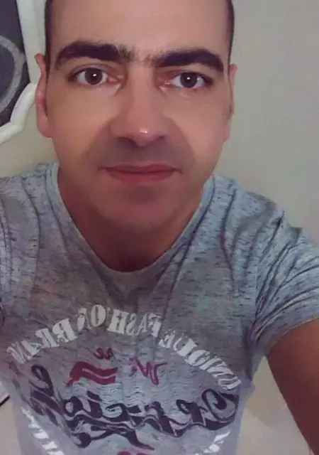 Я Taxi, 45, из Афин, ищу знакомство