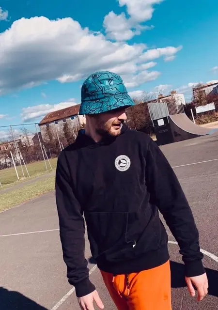 Я Андрій, 27, из Познани, ищу знакомства на одну ночь