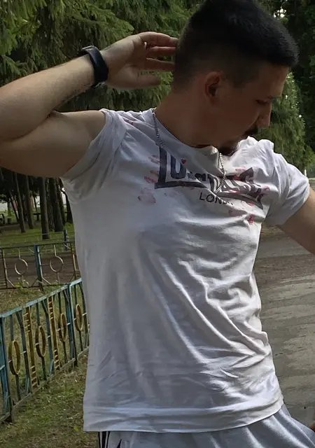 Я Георгий, 20, знакомлюсь без обязательств в Лубнах