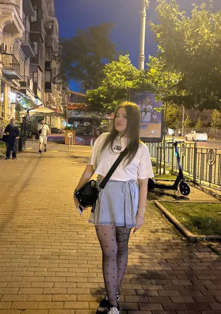 Анастасия з Київ, шукаю на сайті знайомства на одну ніч