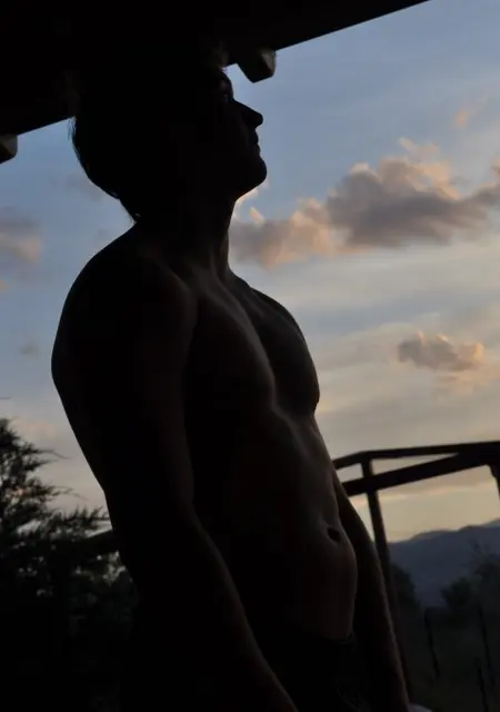 Малдр из Афин, мне 31, познакомлюсь для дружбы