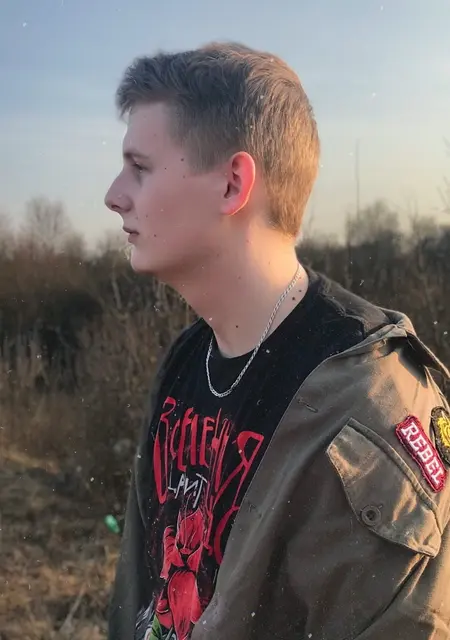 Из Энсхеде, ищу на сайте открытые отношения