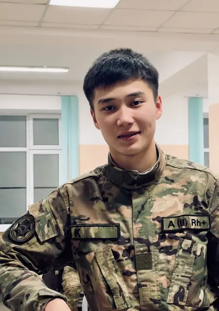 Я Tamirlan, 18, знакомлюсь на одну ночь в Усть-Каменогорске