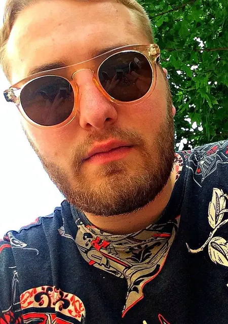 Я Гарик, 28, знакомлюсь для вирта в Калинковичах