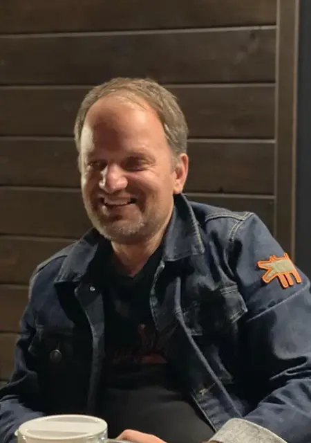 Beqa из Тбилиси, мне 40, познакомлюсь без обязательств