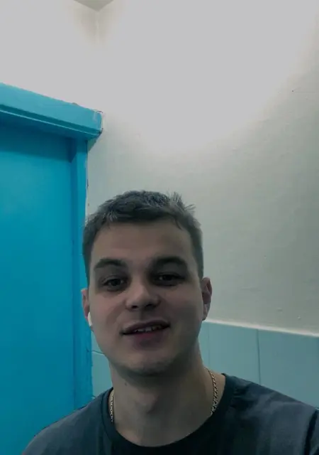 Я Роман, 20, из Усть-Каменогорска, ищу знакомство для вирта