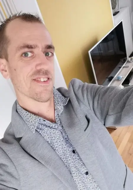 Я Alexandre, 32, знакомлюсь в Париже