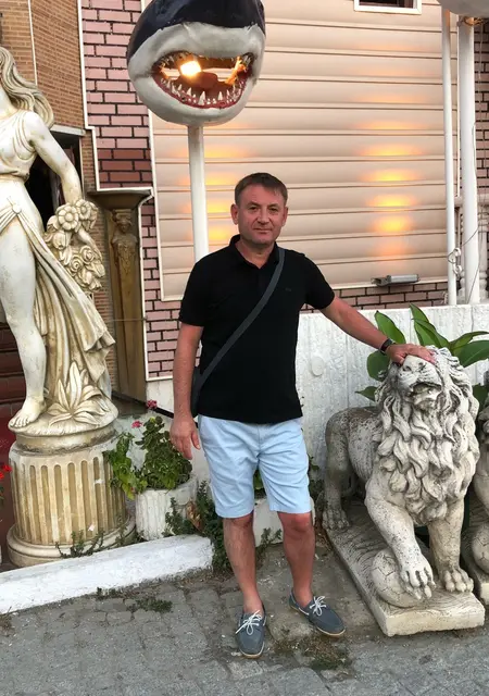 Я Юрий, 48, из Кишинёва, ищу знакомства без обязательств