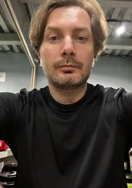 Alex из Кастро-Урдьялес, мне 44, познакомлюсь без обязательств