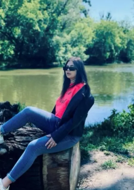 Зависимость з Харків, мені 20 років, познайомлюсь для спілкування