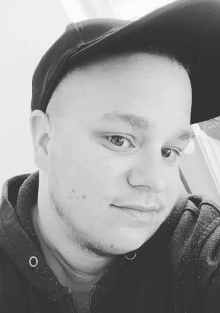 Я Samuel, 29, из Праги, ищу знакомство