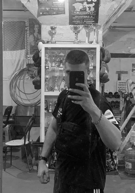 Виктор из Одессы, мне 20, познакомлюсь без обязательств