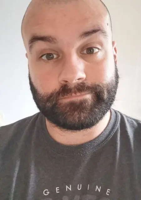 Я Internet, 32, знакомлюсь в Лондоне