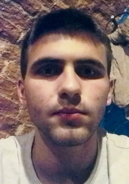 Я Денис, 30 років, знайомлюсь без зобов'язань у Житомире