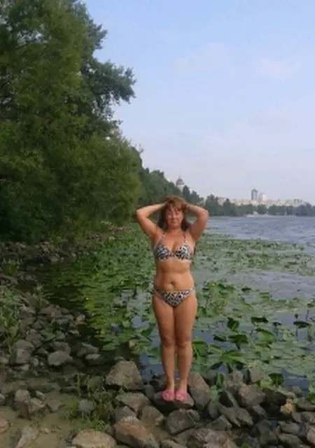 Я Эмилия, 66 років з Київ, шукаю знайомства на одну ніч