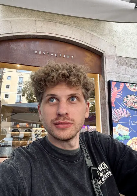 Vitaliy de Zaragoza, busco en el sitio relación a largo plazo