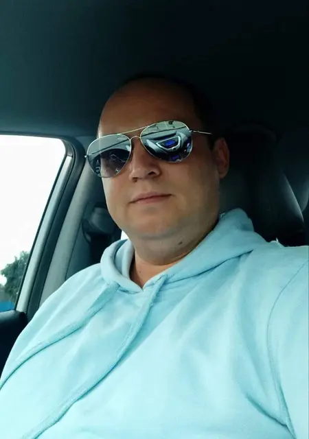 Я Алексей, 43 років з Черкас, шукаю знайомство для приємного проведення часу