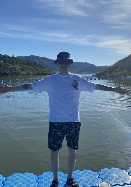 Иван из Павлодара, мне 28, познакомлюсь для дружбы