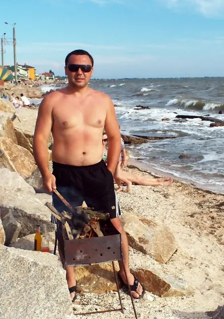 Daniil з Алчевська, мені 38 років, познайомлюсь для дружби