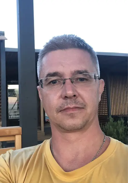 Василий из Валенсии, ищу на сайте знакомства на одну ночь