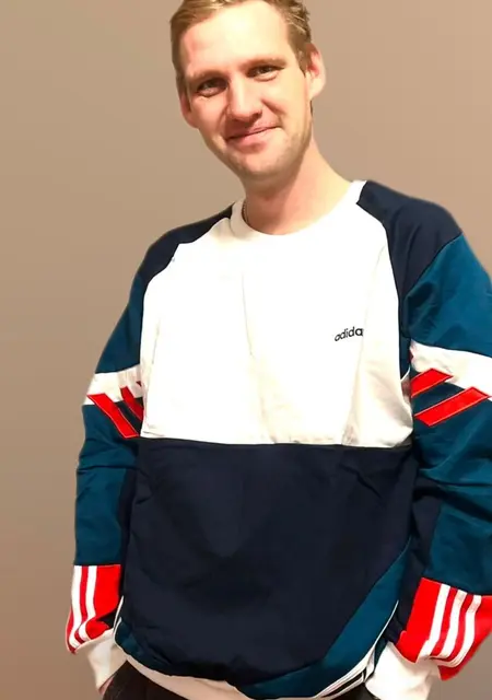 Eduard de Zaragoza, busco en el sitio conversación virtual