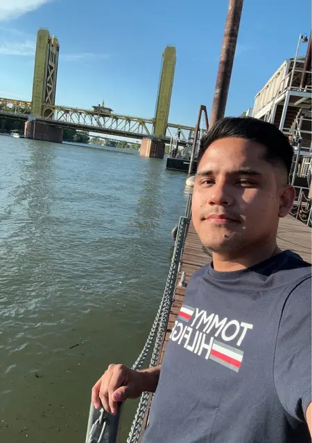 Я Brandon, 28, из Сапопана, ищу знакомство для постоянных отношений