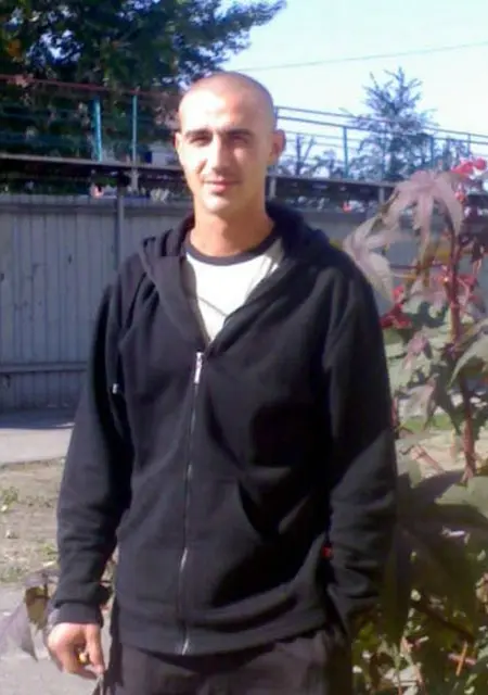 Александр з Павлограда, мені 39 років, познайомлюсь на одну ніч
