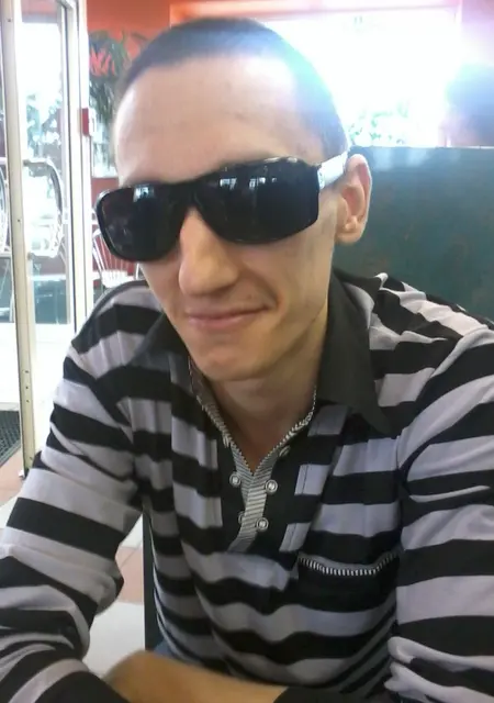 Я Антон, 40 років з Алчевська, шукаю знайомства без зобов'язань