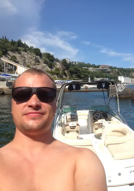 Я Виталий, 39 років, знайомлюсь без зобов'язань у Кам'янському