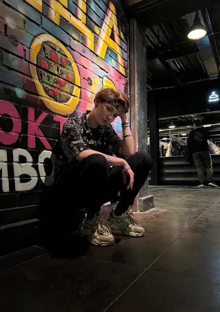 Kate из Амстердама, мне 20, познакомлюсь для дружбы