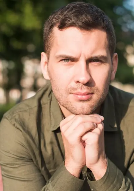 Dima з Києва, шукаю на сайті знайомства без зобов'язань