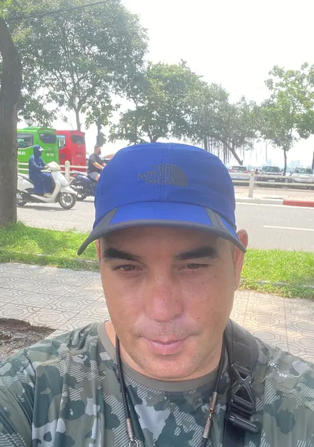 Soy Guillermo, 43 años, conociéndome para relación sin ataduras en Salamanca