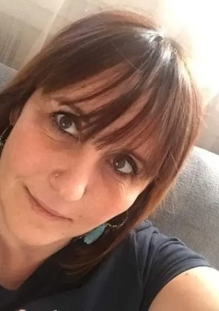 Caroline из Парижа, мне 38, познакомлюсь