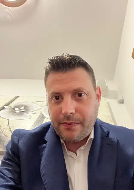 Alessandro из Пескары, ищу на сайте постоянные отношения