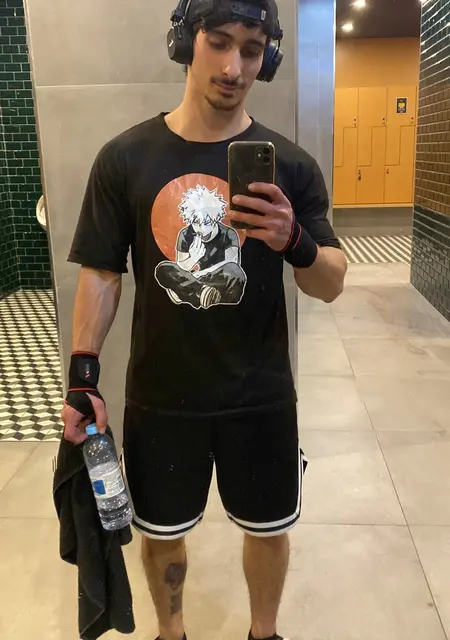 Я João, 27, знакомлюсь на одну ночь в Вила-нова-де-гайе