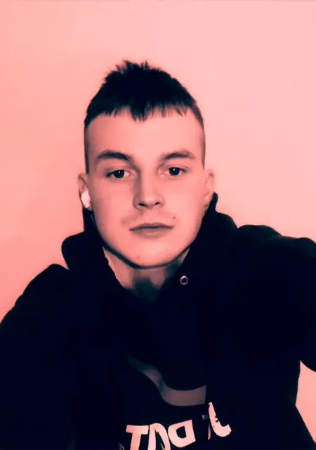 Я Даниил, 24, из Минска, ищу знакомство для открытые отношения