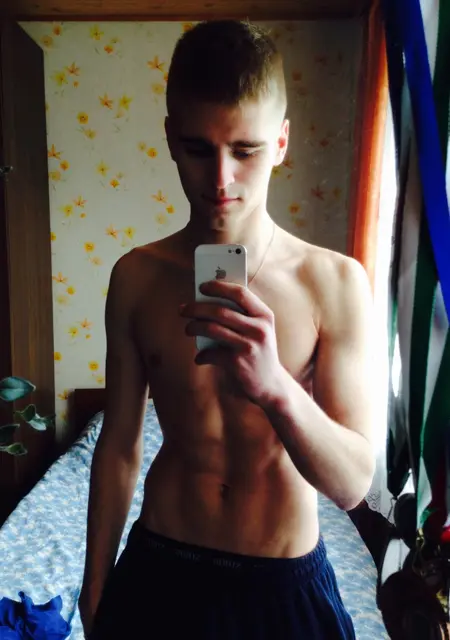 Stefan из Таллина, мне 28, познакомлюсь без обязательств